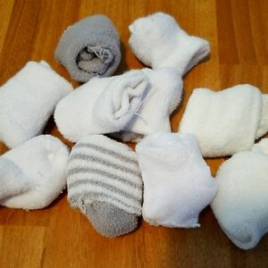 0-3mo Lot of Socks